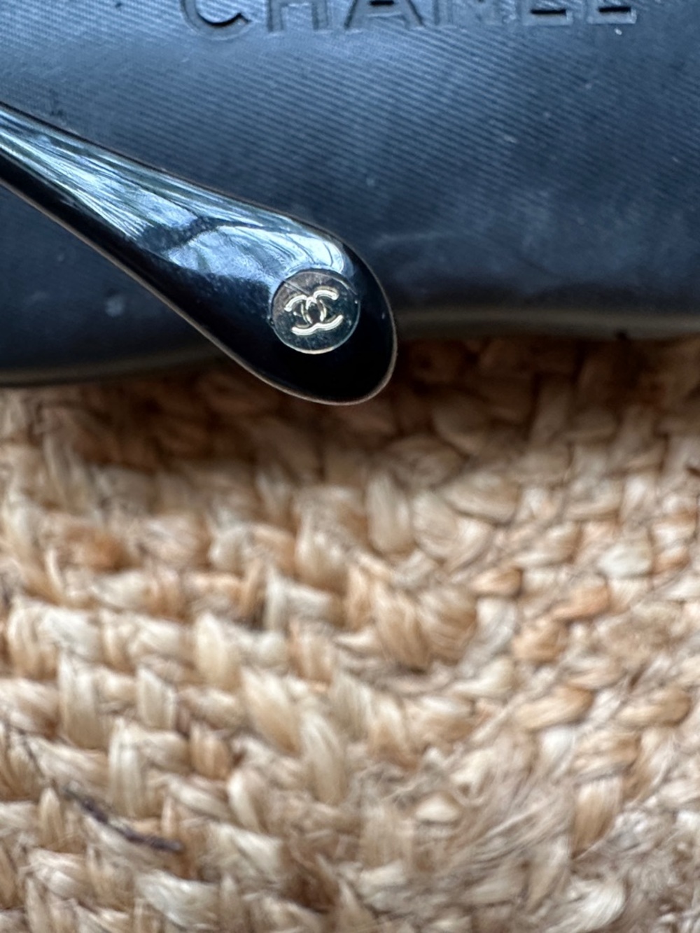 Chanel black reading glasses w rhinestones CCs - Picture 9 of 9